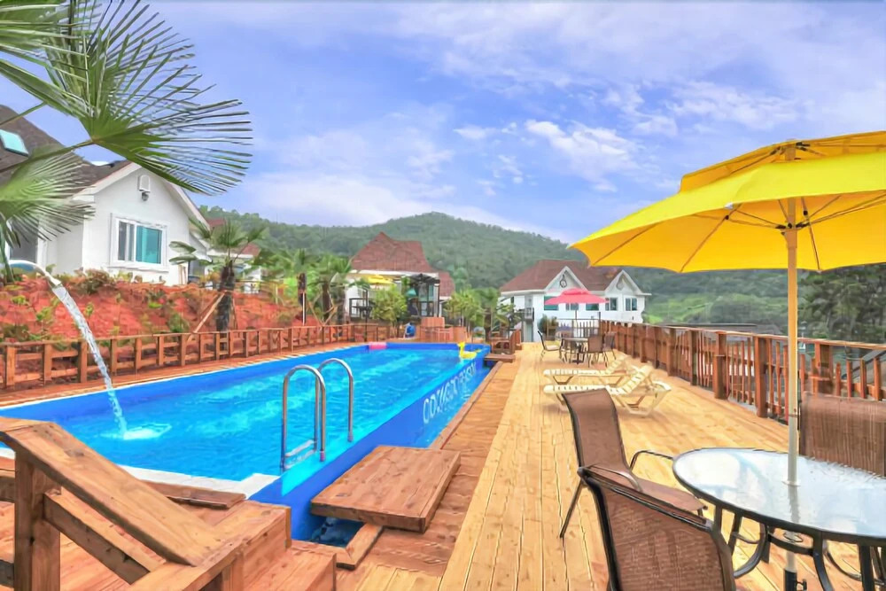 Yeosu Odongdo Pension