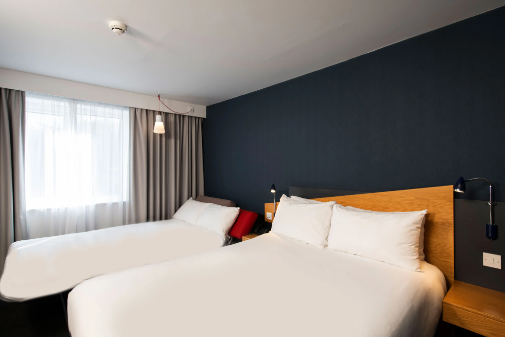 Holiday Inn Express Edinburgh - Royal Mile by IHG