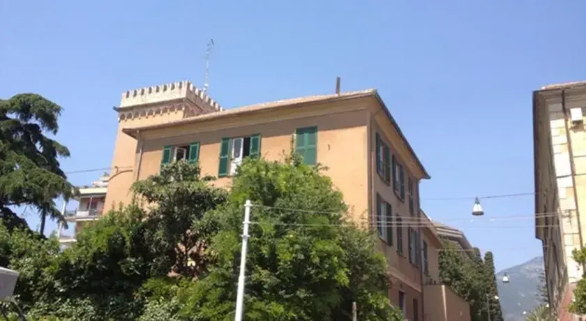 The Seaside Flat