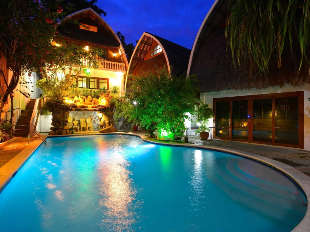White Beach Suites Boracay