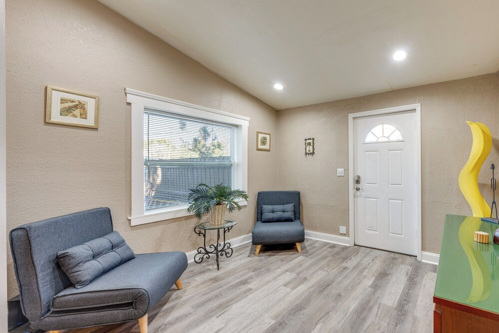 2 Mi to Shore: Modern Daytona Beach Gem w/ Patio!