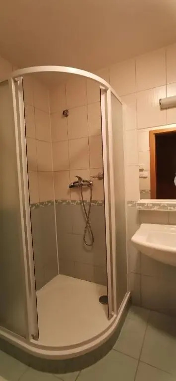 HOTEL SVRATKA