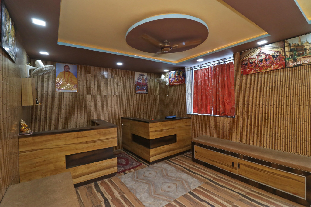 SPOT ON 38000 Vaidehi Bhawan