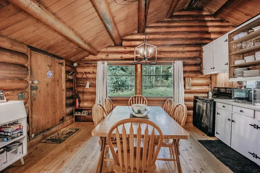 76GS - Genuine Log Cabin - WI-FI - Pets Ok - Sleeps 4
