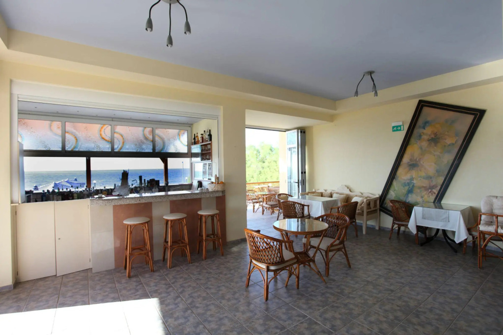 Danaos Beach Apartments