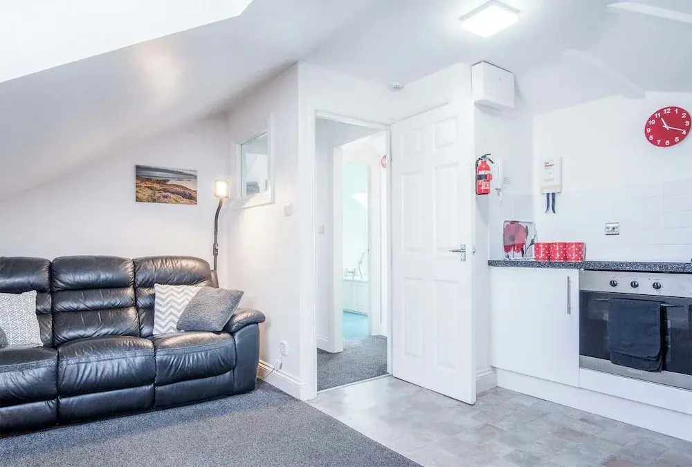 Rooftops - 1 Bedroom Apartment - Tenby