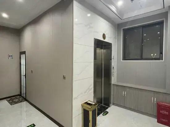 Yufu Business Hotel