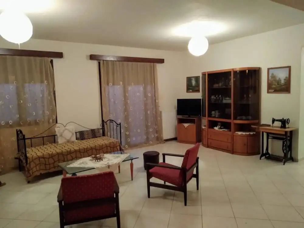 Vallias House