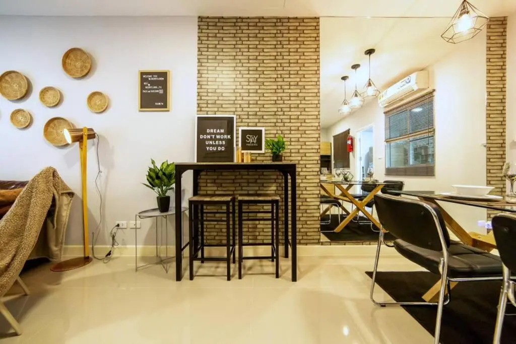 3BRs Townhouse near BigCCentre/Int.School