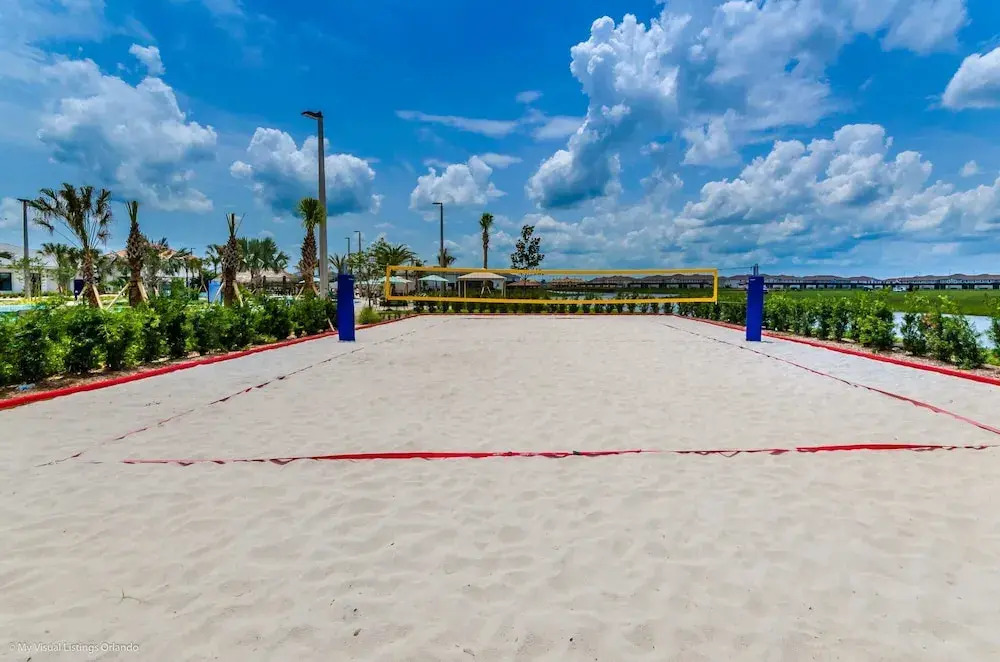 Family-friendly Villa w Pool, Hot Tub & Games Room