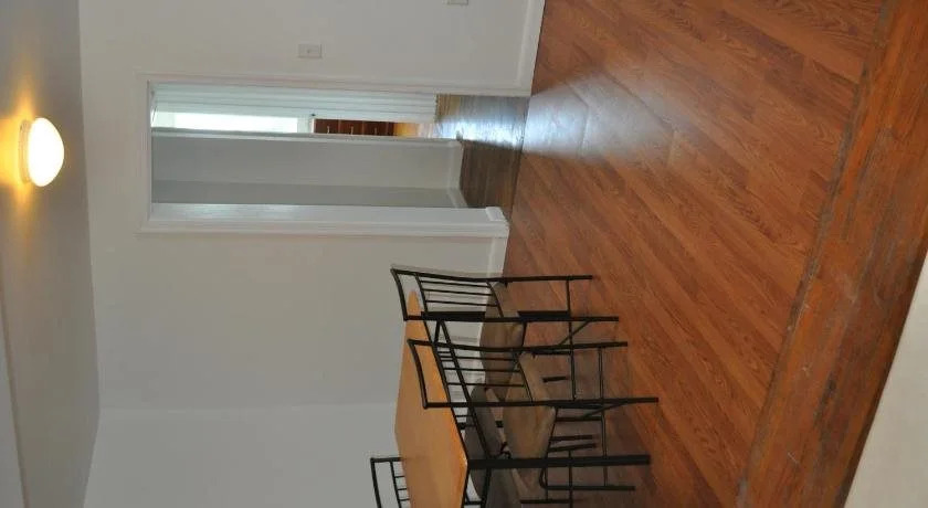 South Wind Apartments