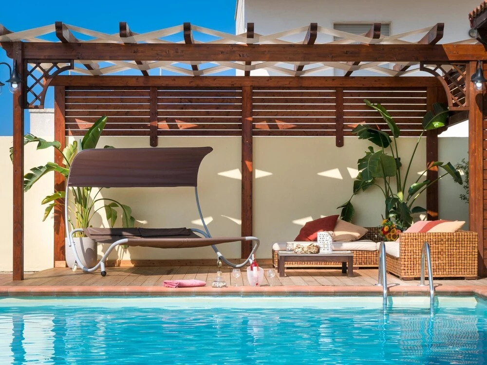 Villa Private Swimming Pool By The Sea Private Garden