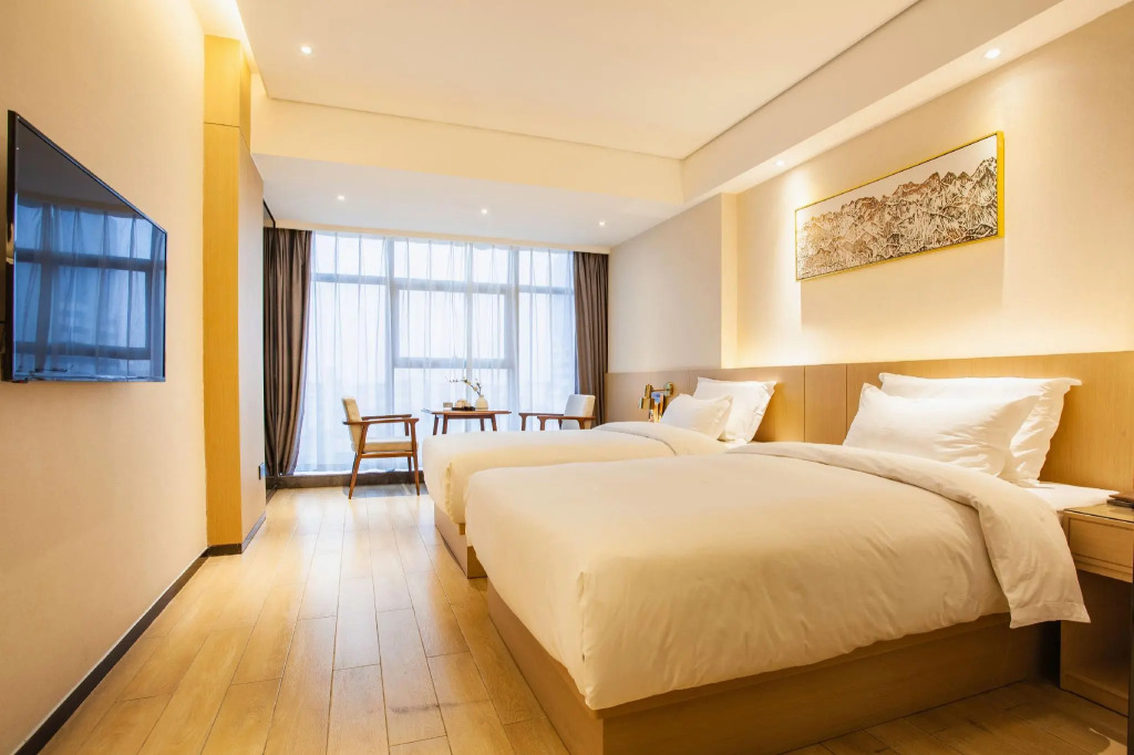Yuanguang Hotel