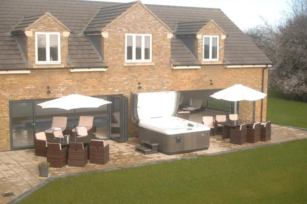 Woodhouse Farm Lodge
