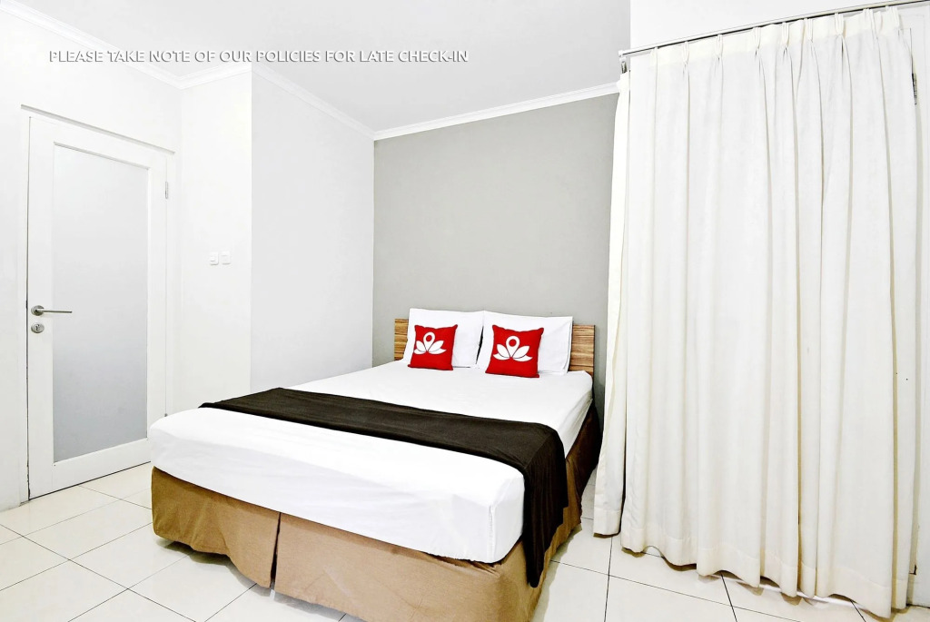 ZEN Rooms Mampang Prapatan Syariah