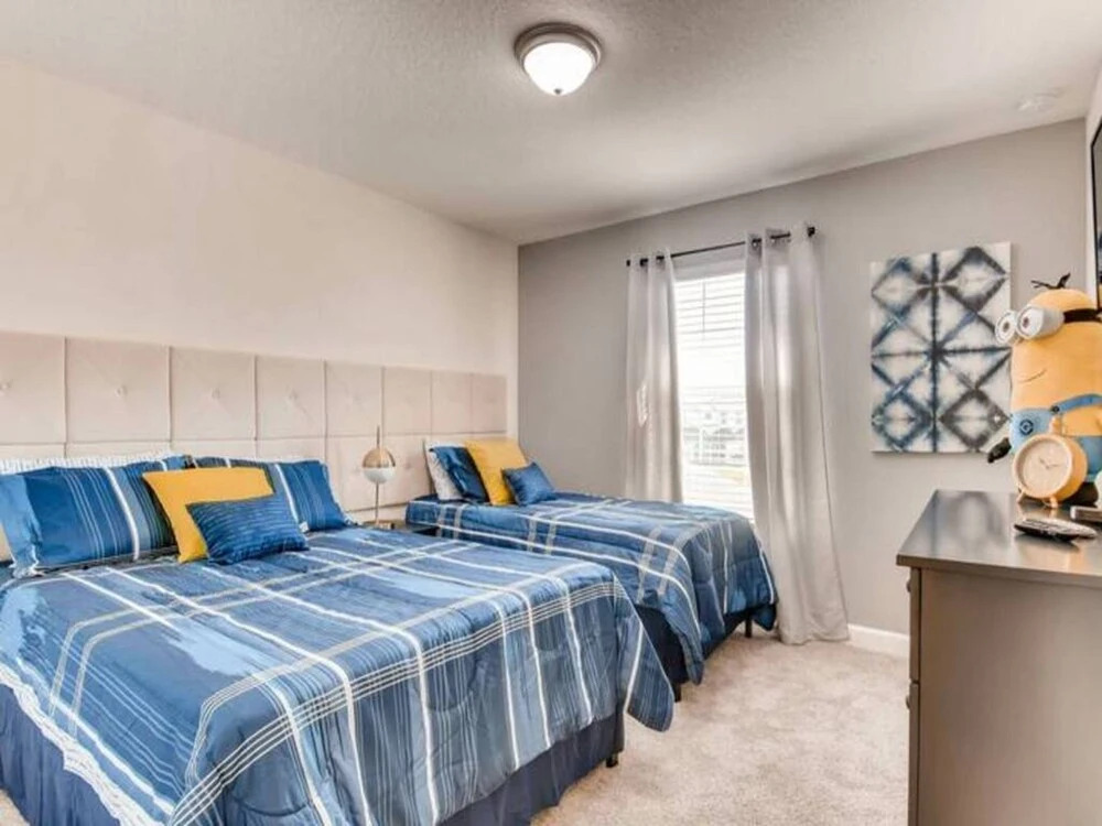 4812 RC Luxury 4 Bed Retreat With Private Pool