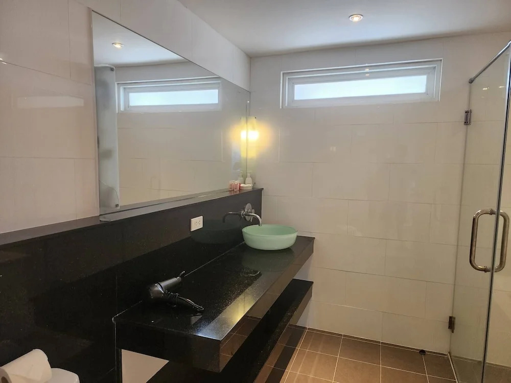 A2 - 4 Bdr Duplex With Stunning Sea View, Karon Beach