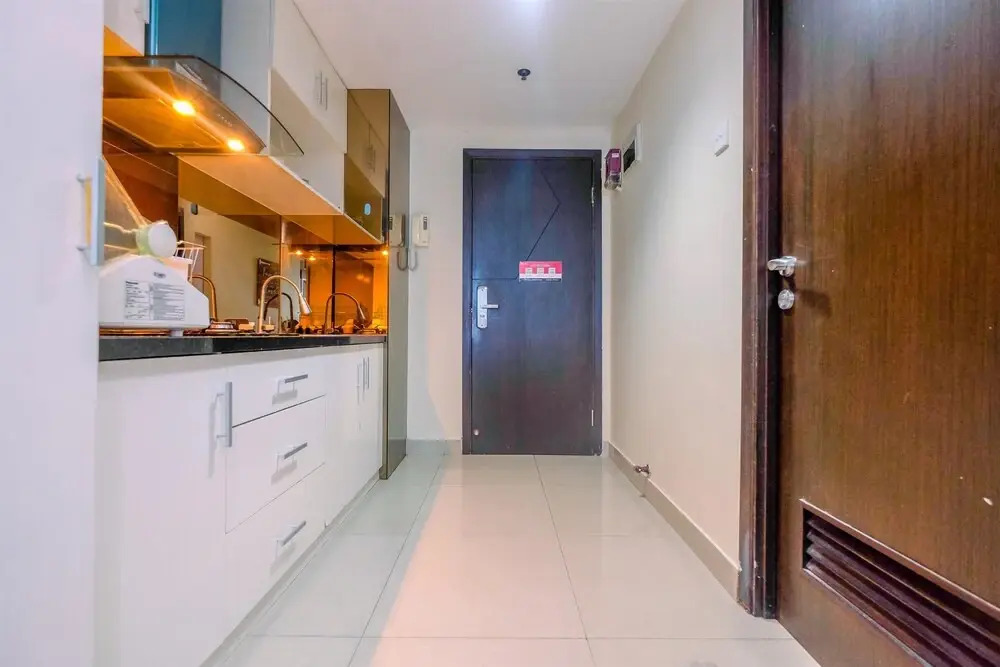 Minimalist And Comfort 2Br At Tamansari The Hive Apartment
