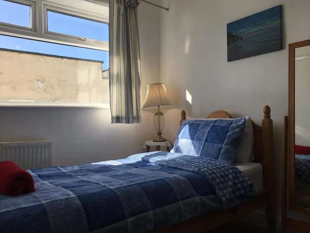 Clifftop Apartment
