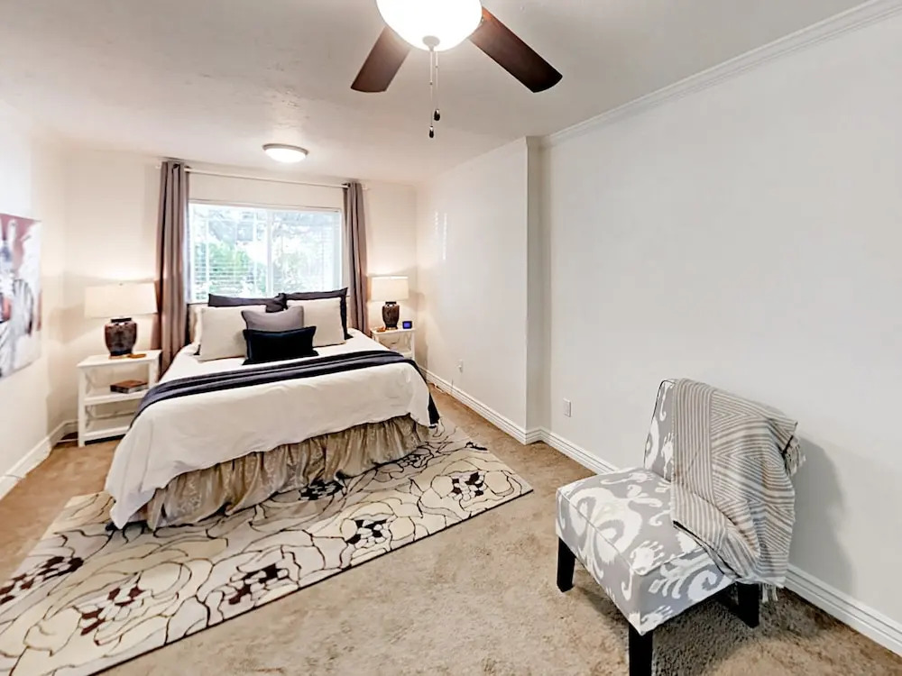 Stylish Desert Oasis - 3 Br Home