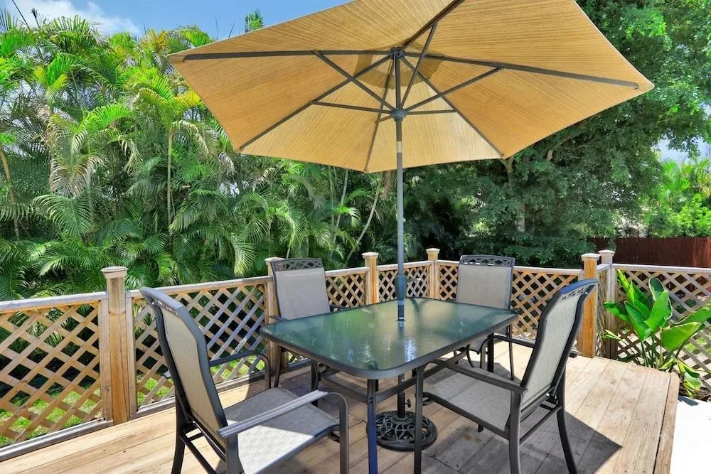 Skylark Avenue Pool Home