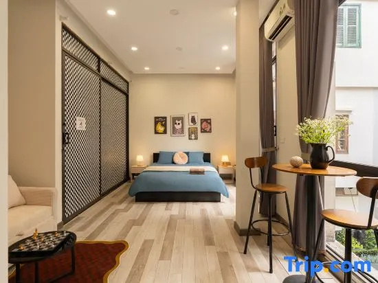 Entire 4BR|Modern|Cathedral View|Super Location|2Lake