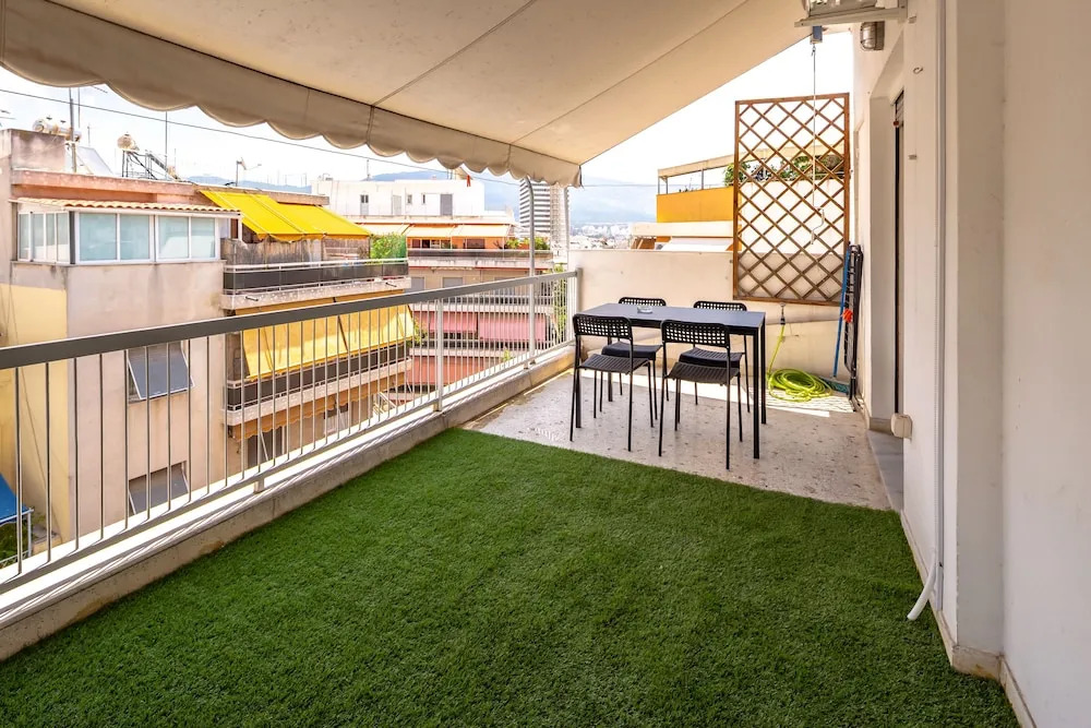 Artemis Deluxe Athens City Center Apartment