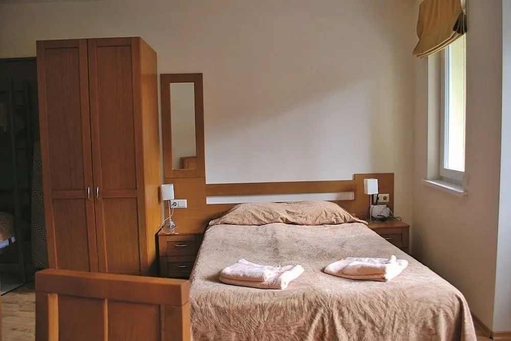 PM Services Royal Plaza Apartments