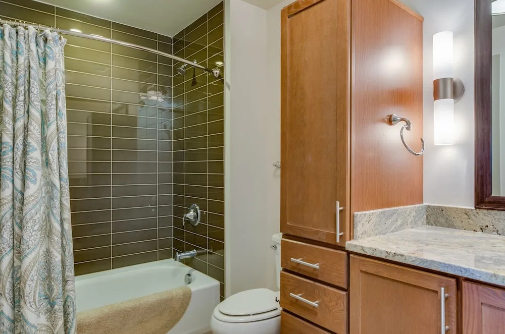 Apartments-Stay Smart Elm Street Downtown