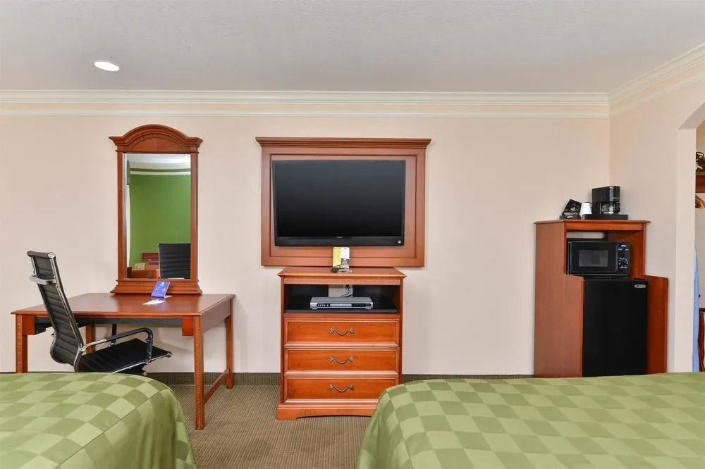 Americas Best Value Inn & Suites Alvin Houston