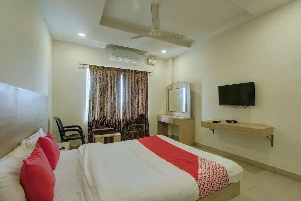 OYO 26739 Arasu Regency