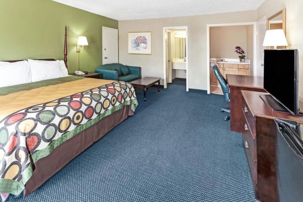 Super Inn & Suites Carrollton