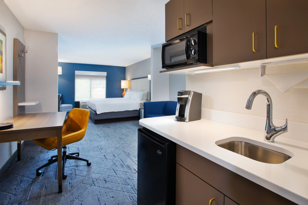 Holiday Inn Express & Suites Kent - University Area by IHG