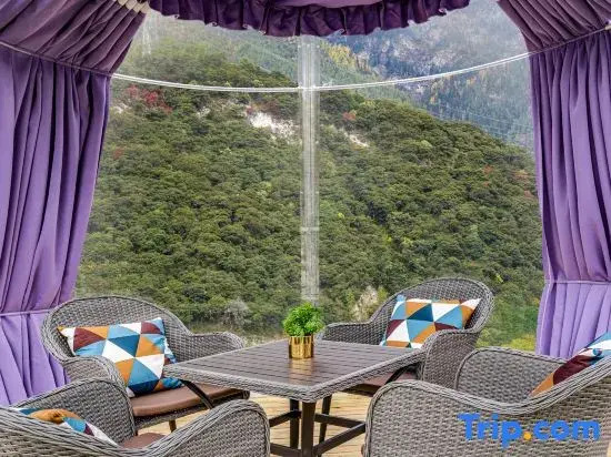Ni Hao Hotel (Linzhi Bome National Highway 318)