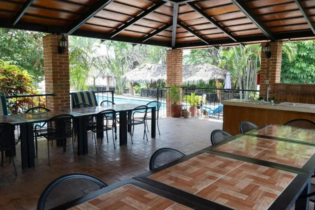 Hotel La Joya Del Lago