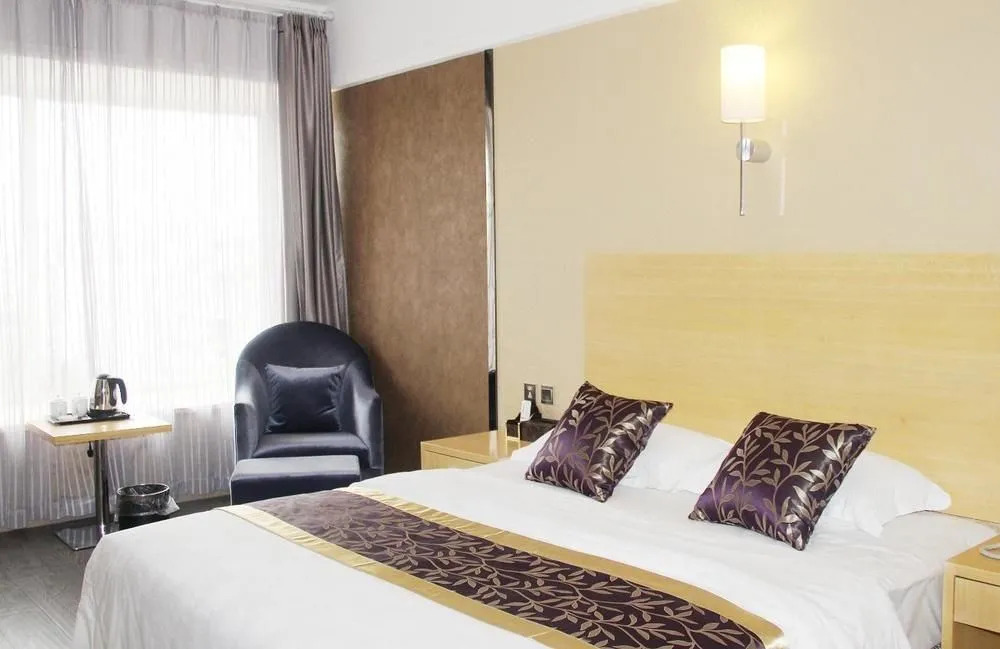 Xinyi Hotel