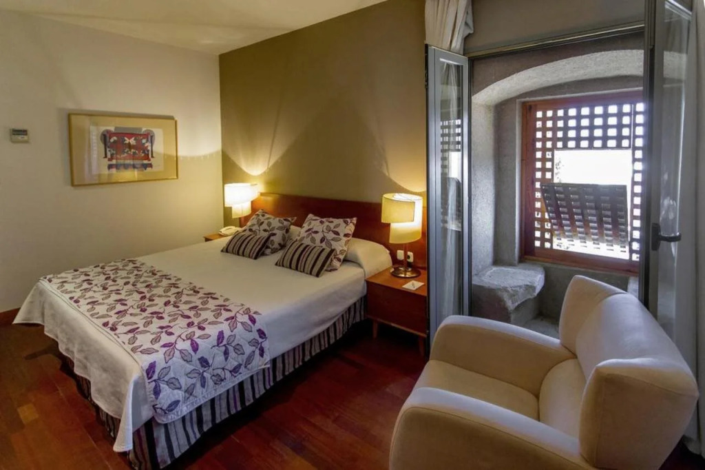 Hotel Puente de Alconétar