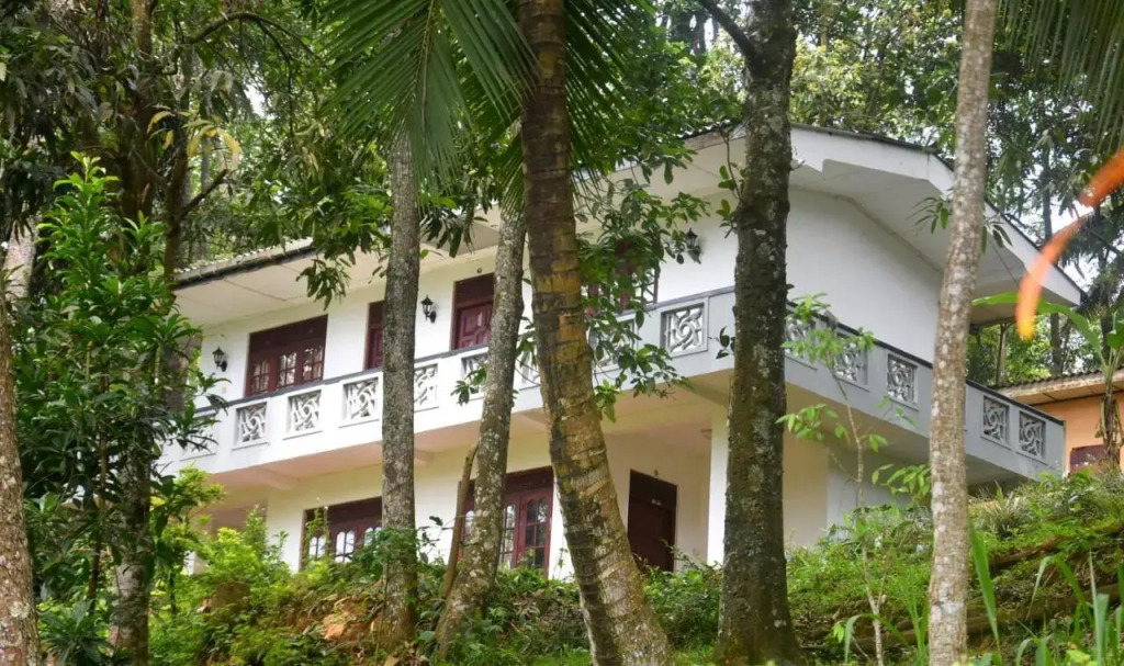 Royal Mount Hotel