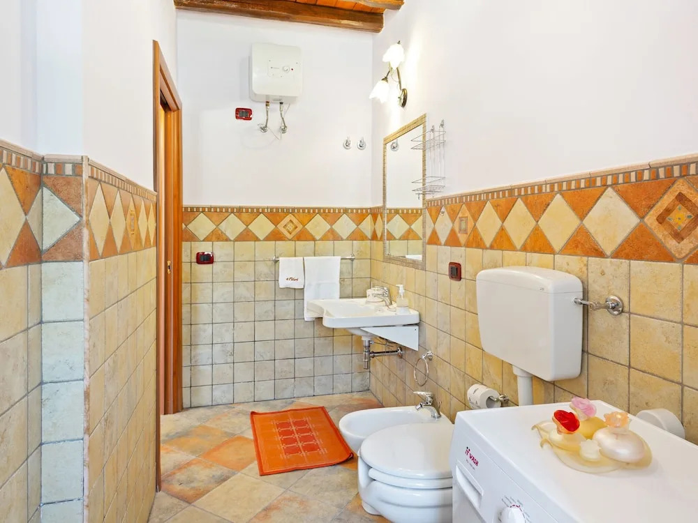 Charming Holiday Home in Sciacca With Swimming Pool