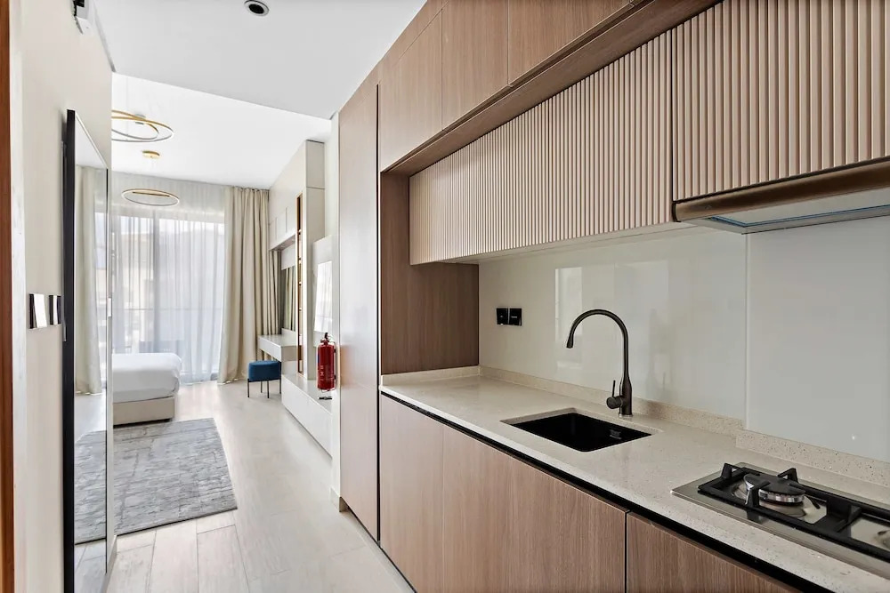 Charming Studio in Arjan With Pool and gym