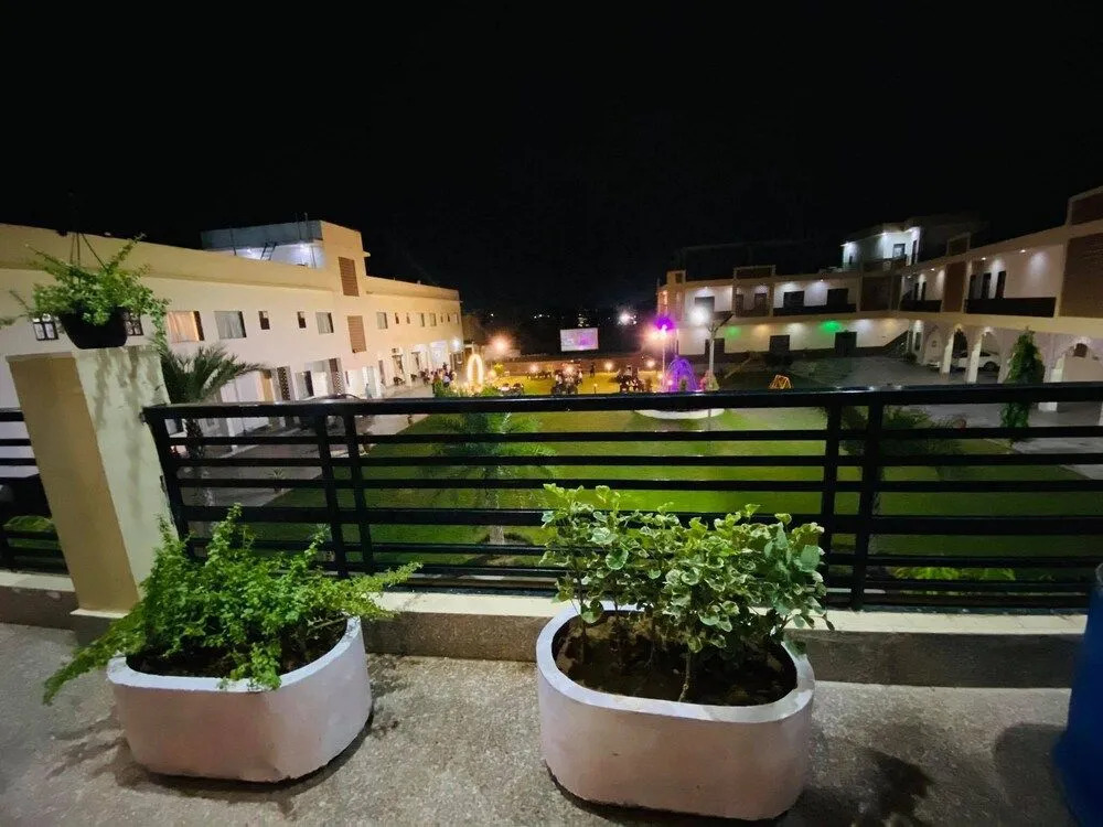Hotel Kumkum Palace