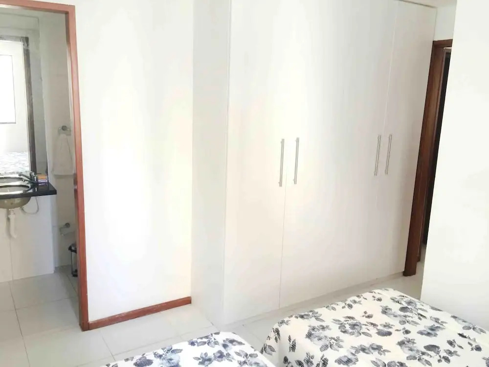Apartartamento 2qtos novo e completo a 250 mts do mar