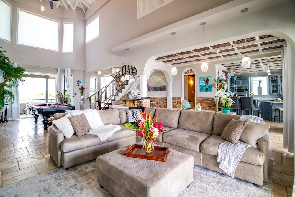 Kairos - Luxury Oceanfront Villa w 2 Pools Beach Pier