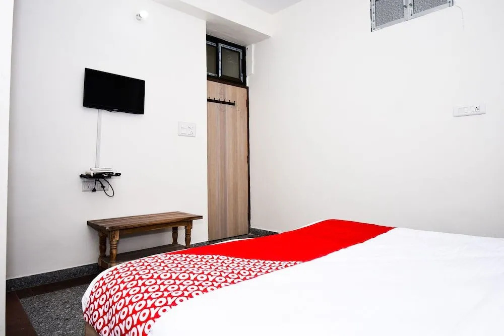 Oyo 27876 Hotel Preminn