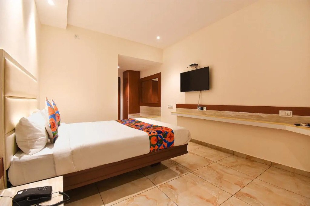 FabHotel High Rise - Marathalli