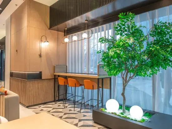 Nanchang Honggutan Provincial Museum Madison Hotel