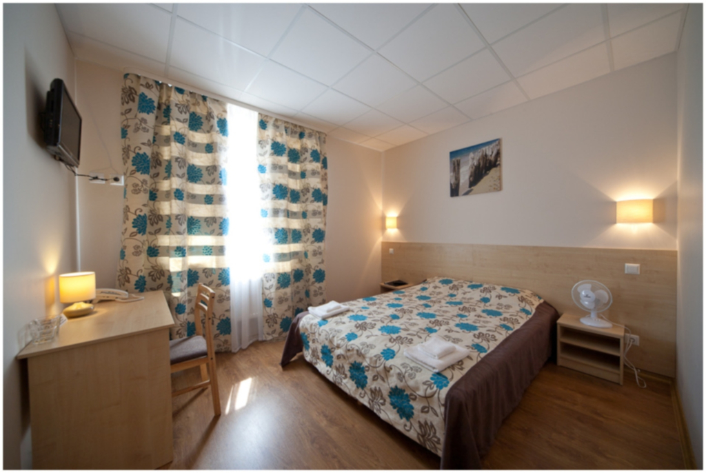 Hotel BEST with FREE PARKING