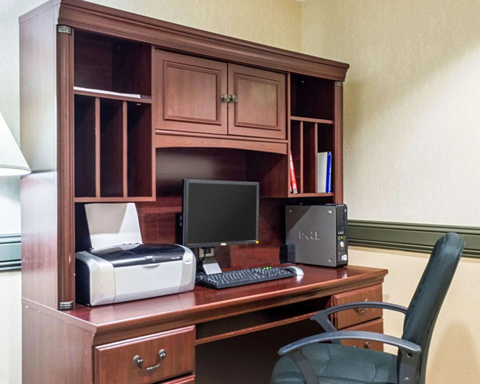 MainStay Suites Minot