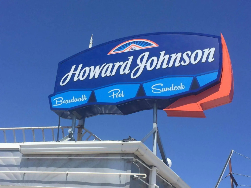 Hotel Cabana Oceanfront/Boardwalk