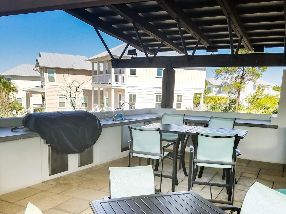 Blue Mountain Beach W/ Pool & Golf Cart 4 Bedroom Home